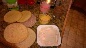 1 Blueberry, 1 Strawberry, 2 Pumpkin, and 1 Cinnamon. with an array of dipping yogurts!